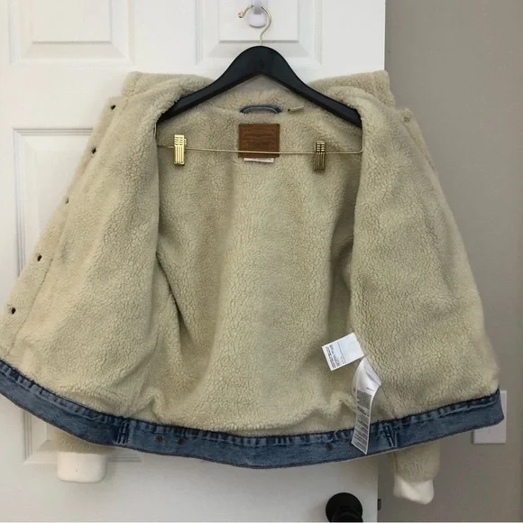 Levi's Premium Ex-Boyfriend Sherpa Hooded Trucker Jean Jacket Medium - Picture 10 of 16